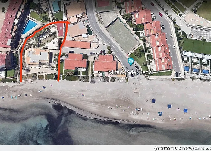 Espectacular Apartamento A Pie De Playa En Chalet Roquetes