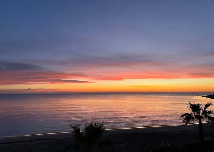 Extraordinario apartamento a pie de playa Chalet Roquetes