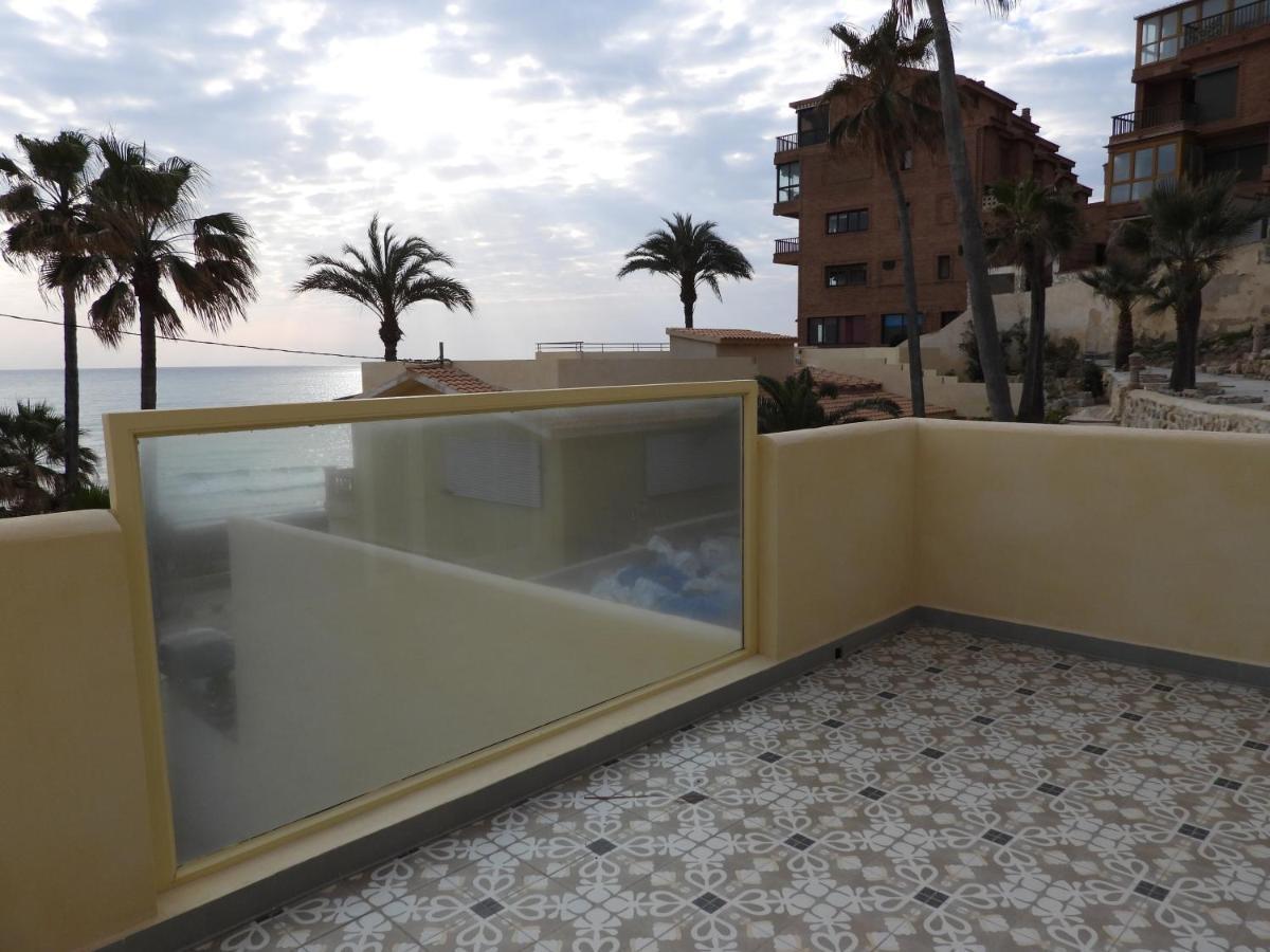 Espectacular A Pie De Playa En Roquetes Apartament