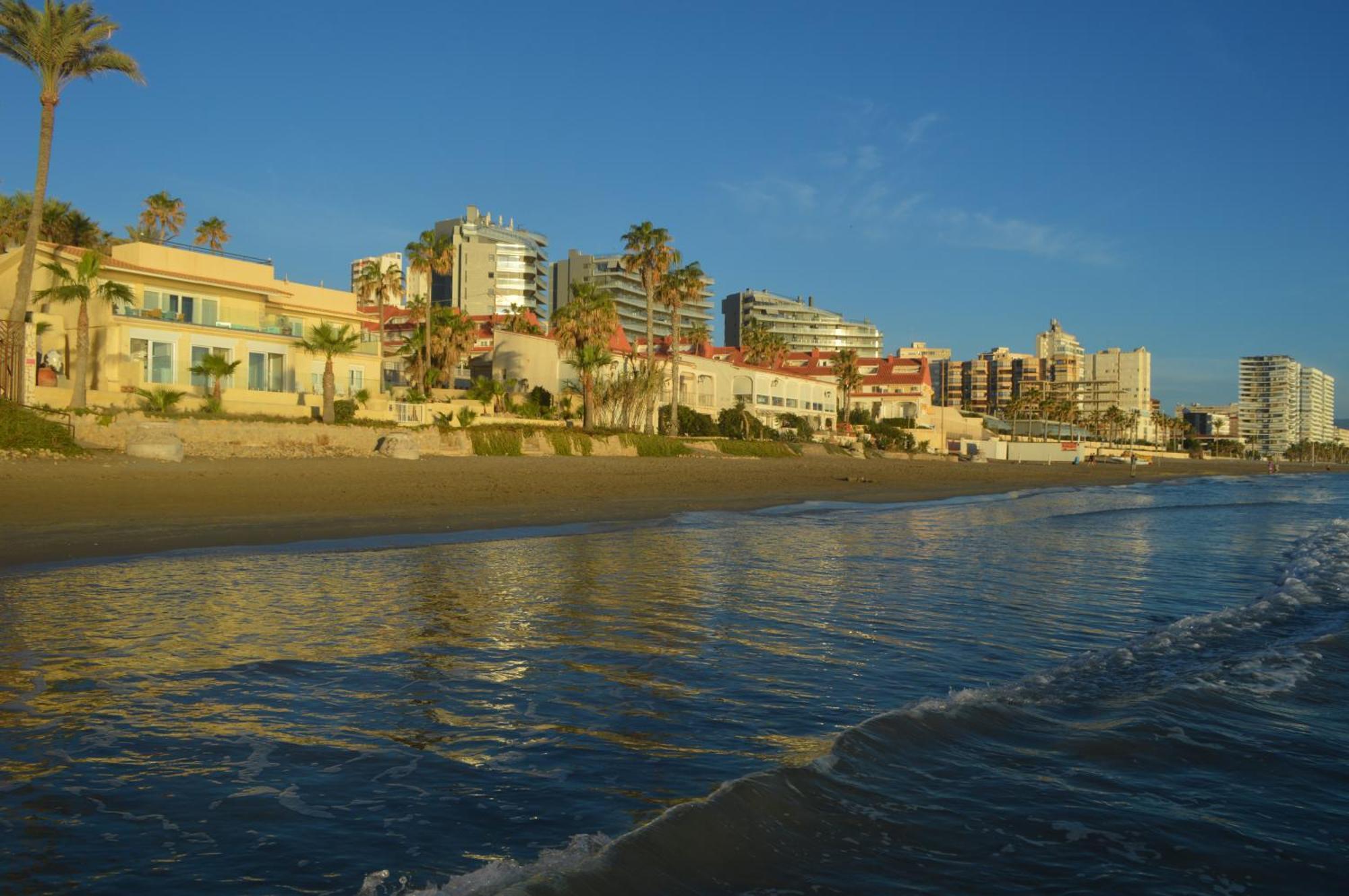 Espectacular A Pie De Playa En Roquetes Apartament Alacant