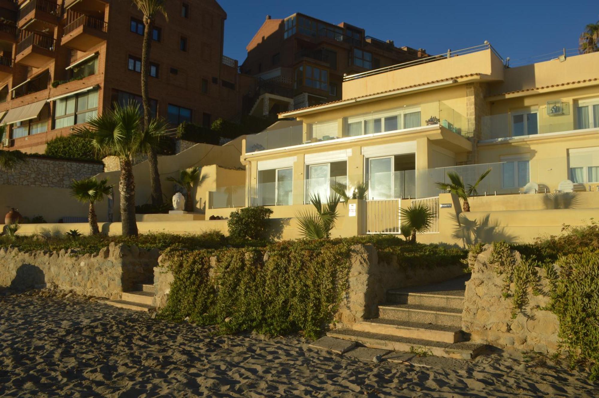 Extraordinario A Pie De Playa Roquetes * Alicante